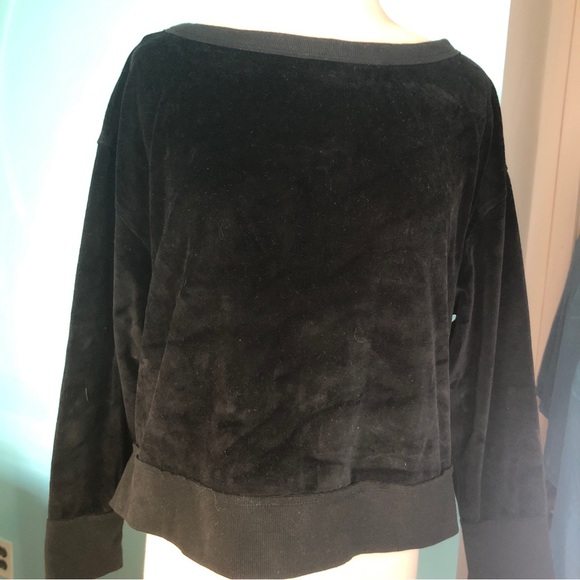 JoyLab Tops Joy Lab Cropped Velour Sweatshirt Medium Nwt Poshmark
